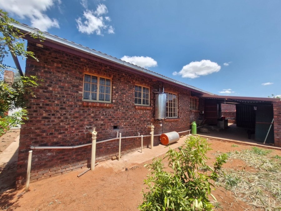 To Let 3 Bedroom Property for Rent in Kathu Northern Cape
